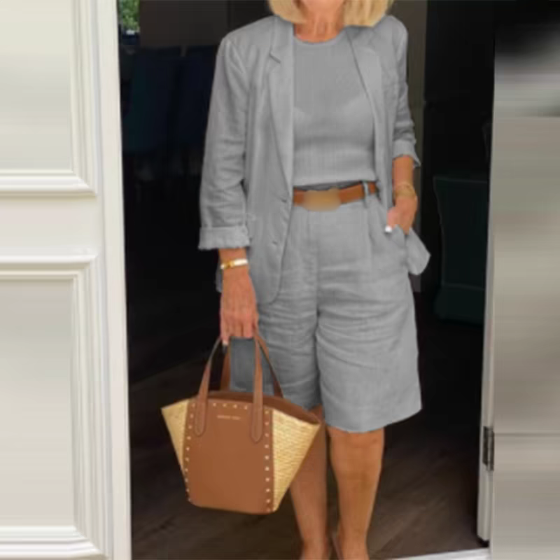 Stilvolles Set aus Leinen-Shorts und Blazer für Damen